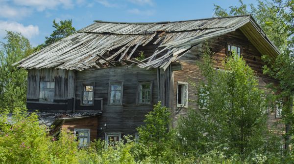 Cottage Demolition in Wichita